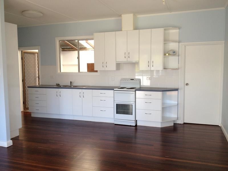273 Hook Street, Berserker QLD 4701